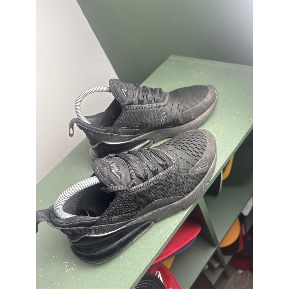 Nike Air Max 270 Triple Black AH6789-006 Women's 7 Athletic Sneakers Black